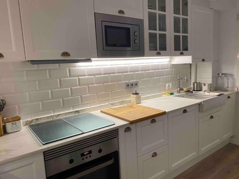 Apartamento A 100Metros De La Playa De San Lorenzo Gijón Extérieur photo