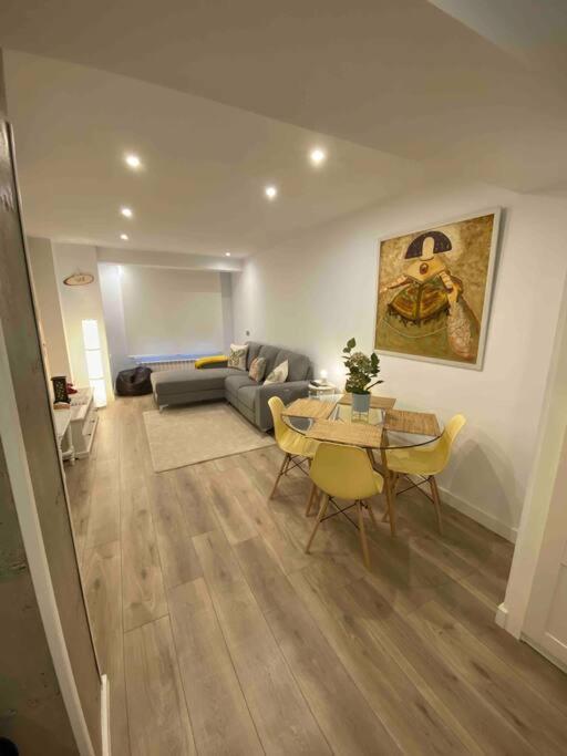 Apartamento A 100Metros De La Playa De San Lorenzo Gijón Extérieur photo